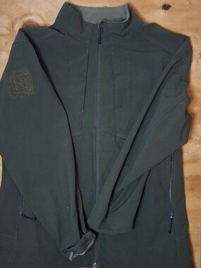 5.11 Tactical Lightweight Jacket XL Green – Tactical Outdoor Utility Jacket